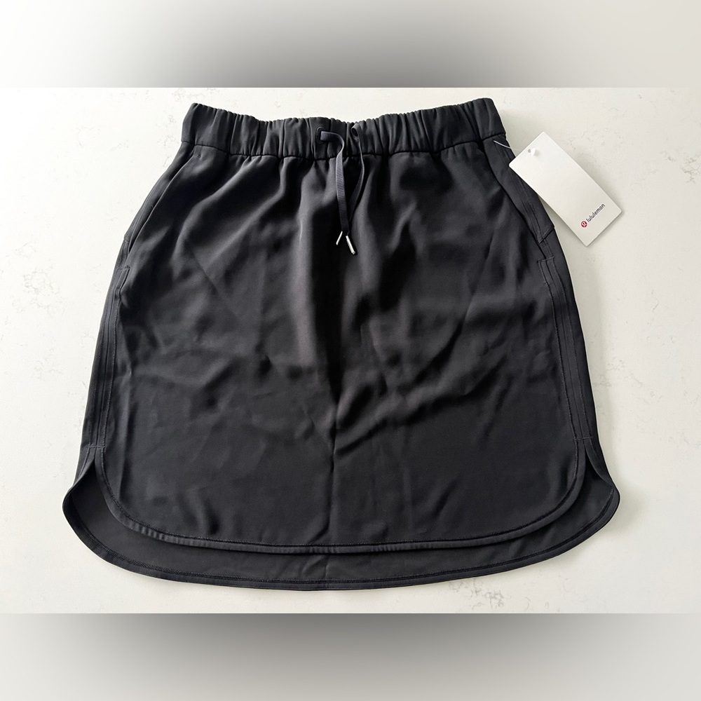 NWT Lululemon On the Fly Skirt - Black - Women’s Size 10
